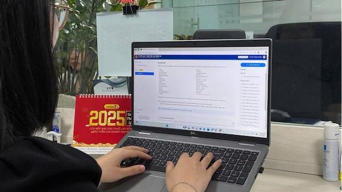Công cụ AI pháp luật chính thức hoạt động trên Cổng Pháp luật quốc gia. Ảnh: Diệu Anh
