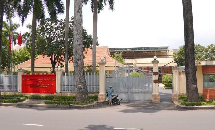 Trụ sở phường Chợ Lớn, TP. Hồ Chí Minh mới tại địa chỉ số 209 đường An Dương Vương, TP. Hồ Chí Minh. Ảnh: Trung Tuyến - TTXVN