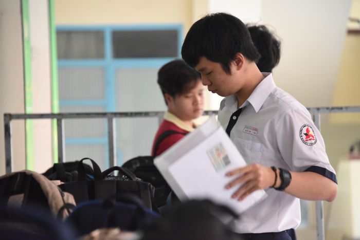 Kiểm tra lại các vật dụng cá nhân.