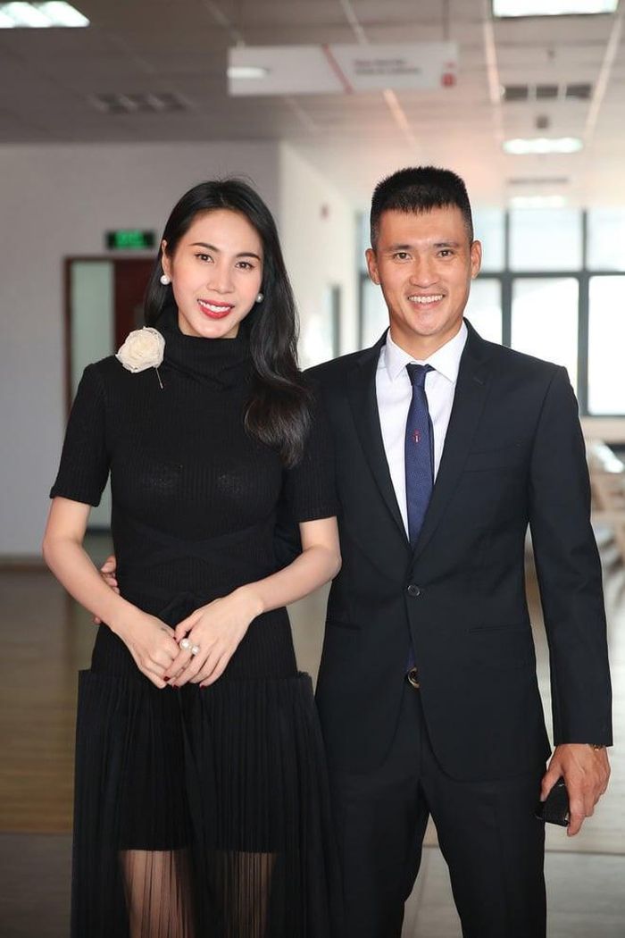 Thủy Tiên và Công Vinh từng là một trong những cặp đôi nổi tiếng nhất nhì của làng giải trí - thể thao Việt Nam. (Ảnh FBNV)