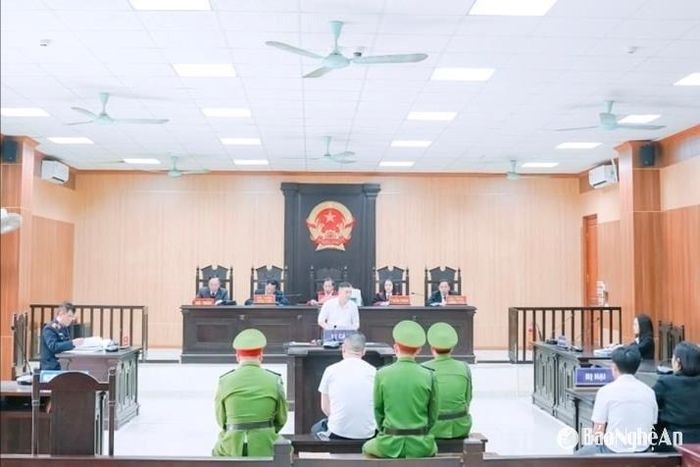 Phiên tòa sơ thẩm xét xử Hoàng Công Lộc. Ảnh: Xuân Sơn