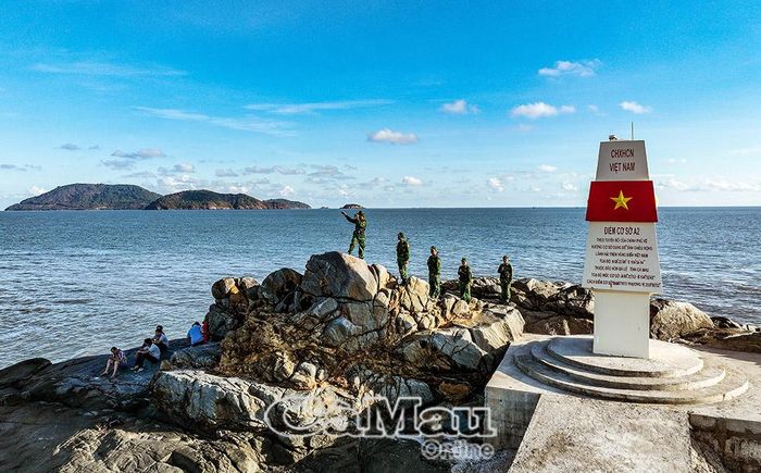Hòn Ðá Lẻ thuộc cụm đảo Hòn Khoai là điểm A2 xác định cơ sở chiều rộng lãnh hải trên vùng biển của Việt Nam.