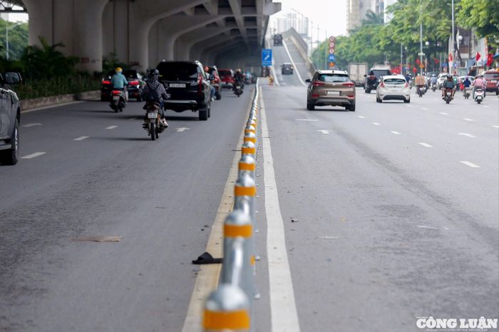 Tại các vị trí đối diện ngõ 641 và ngõ 521 Phạm Văn Đồng sẽ bố trí điểm quay đầu riêng cho ô tô.