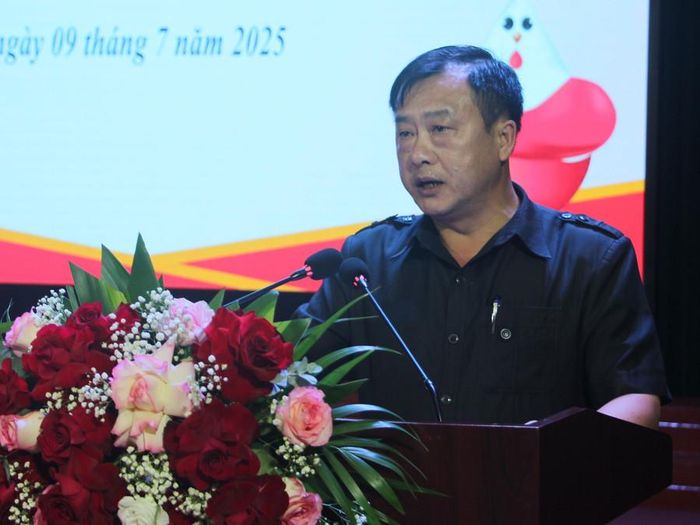 Ông Vừ A Bằng phát biểu tại buổi lễ.