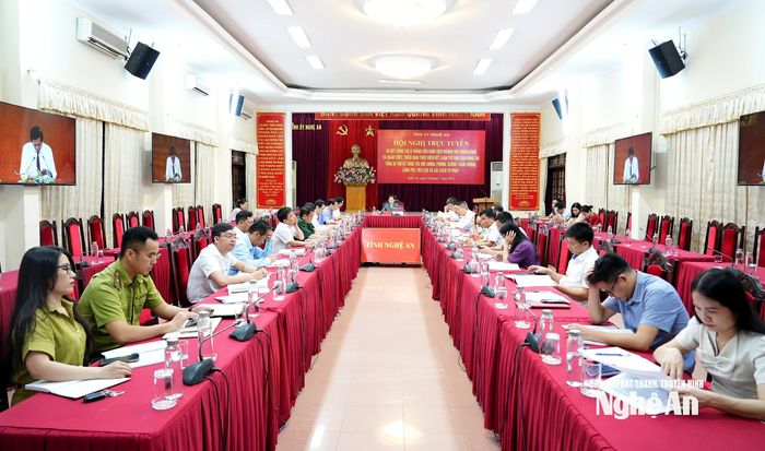 Hội nghị có sự tham gia của đại diện nhiều sở, ban, ngành cấp tỉnh. Ảnh: Tiến Đông