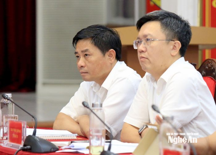 Các đồng chí lãnh đạo Ban Nội chính Tỉnh ủy tham dự hội nghị. Ảnh: Tiến Đông