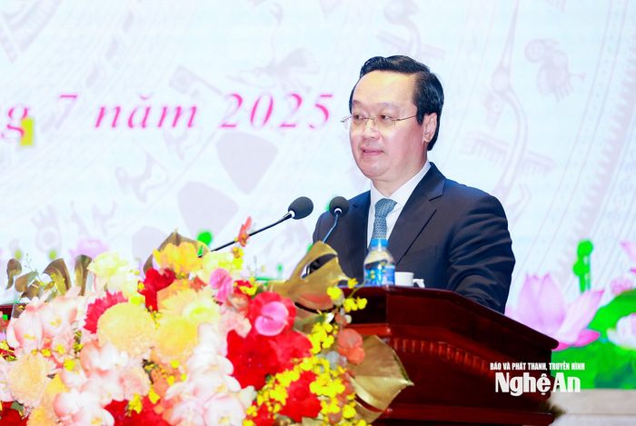 Đồng chí Nguyễn Đức Trung - Bí thư Tỉnh ủy Nghệ An phát biểu chỉ đạo tại Đại hội. Ảnh: Phạm Bằng