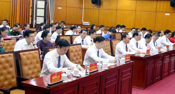 Các đại biểu tham dự kỳ họp. Ảnh: Thanh Bình
