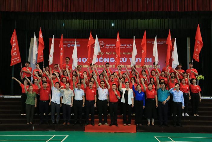  Trong chương trình, 782 đơn vị máu đã được tiếp nhận, vượt chỉ tiêu 282 đơn vị, đạt 156,5% kế hoạch đề ra. 