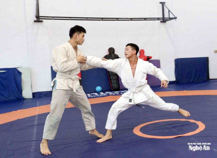 Điểm mạnh của Tuấn Anh là nội dung Fighting. Ảnh: Thanh Quỳnh