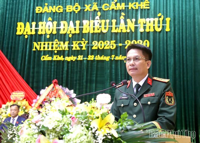 Đại tá Nguyễn Đình Cương, Chỉ huy trưởng Bộ Chỉ huy quân sự tỉnh phát biểu chỉ đạo tại Đại hội