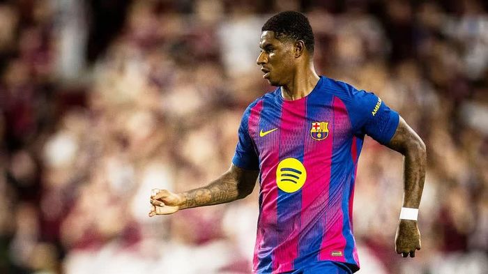 Rashford đã ra mắt Barcelona