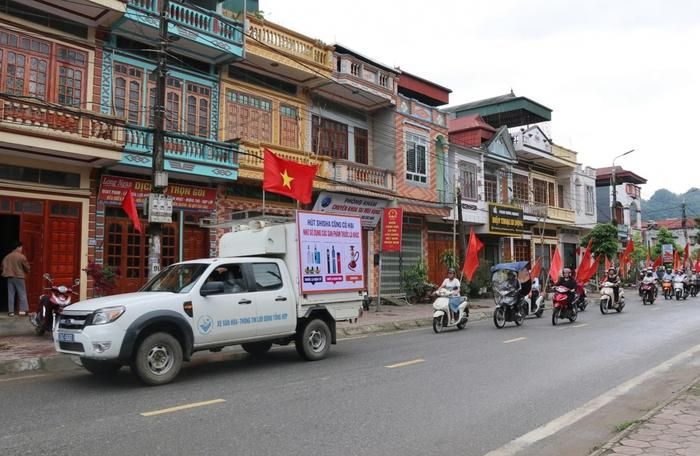 Tuyên truyền lưu động về phòng, chống tác hại thuốc lá tại cộng đồng