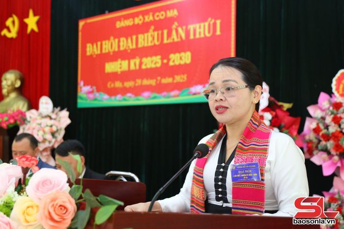 Đồng chí Đinh Thị Bích Thảo phát biểu chỉ đạo tại đại hội.