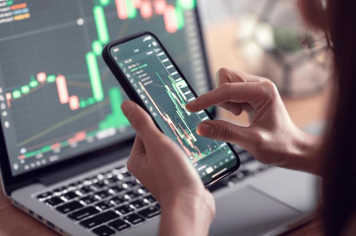 Hôm nay (30/7), VN-Index bật tăng trở lại, vượt mốc 1.500 điểm sau phiên giảm hơn 4%.
