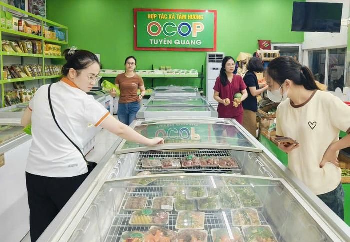Các sản phẩm OCOP chiếm được cảm tình của người tiêu dùng.