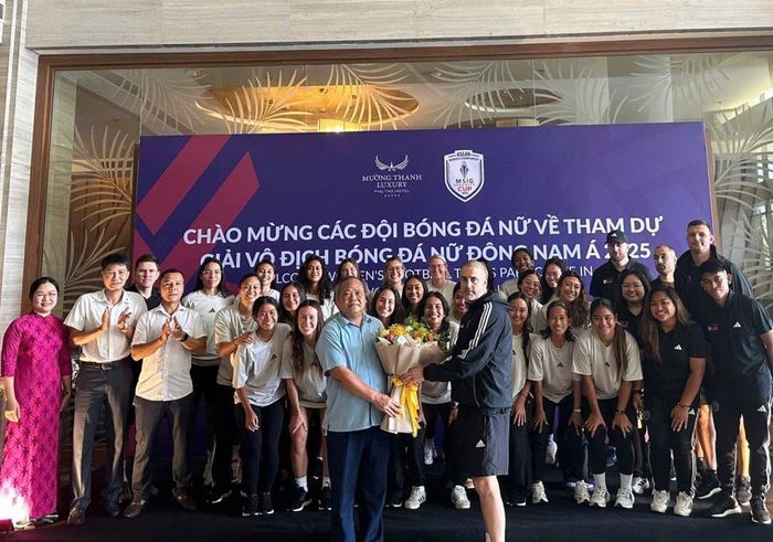 Đội tuyển nữ Philippines đã có mặt ở Việt Trì. Ảnh VFF