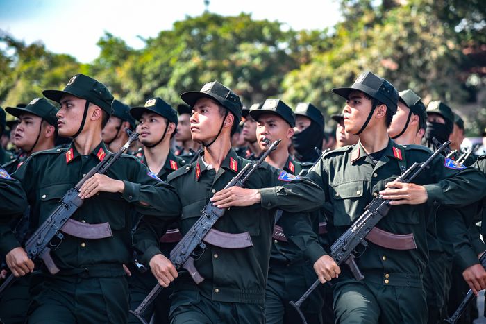 Các chiến sỹ trẻ rạng ngời trong khối diễu binh