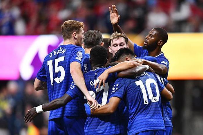 Everton san bằng tỉ số 1-1 trước khi hiệp 1 kết thúc