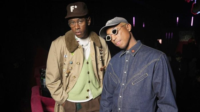 Pharrell Williams (phải) là khách mời trong ca khúc “Big Poe” thuộc album “Don’t Tap the Glass”