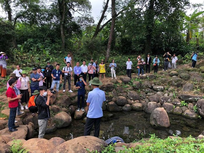 Hệ thống giếng cổ Gio An bao gồm 14 giếng ở 5 thôn An Nha, An Hướng, Hảo Sơn, Long Sơn, Tân Văn. Có thể điểm qua đây như giếng Côi, giếng Dưới, giếng Búng, giếng Trạng, giếng Đào (thôn An Nha), giếng Gái 1, giếng Gái 2, giếng Nậy (thôn An Hướng), giếng Tép, giếng Ông, giếng Bà, giếng Gai (thôn Hảo Sơn), giếng Máng (thôn Long Sơn), giếng Pheo (thôn Tân Văn). Ở giếng Trạng có hai khu vực riêng biệt, một dành cho nam giới và một cho nữ giới. Thời xưa, lúc chưa có giếng khoan, cả làng đều sử dụng nguồn nước từ giếng cổ này cho mọi nhu cầu sinh hoạt và sản xuất nông nghiệp”, chuyên gia khảo cổ Lê Đức Thọ cho biết.