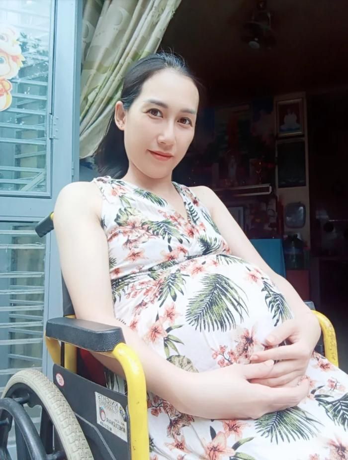 Diễn viên Hồng Hạnh gặp biến chứng sau khoảng một tiếng sinh con, rơi vào hôn mê và không qua khỏi. Ảnh: FBNV