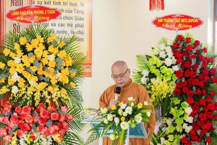 Thượng tọa Thích Quảng Thiện phát biểu cảm tạ