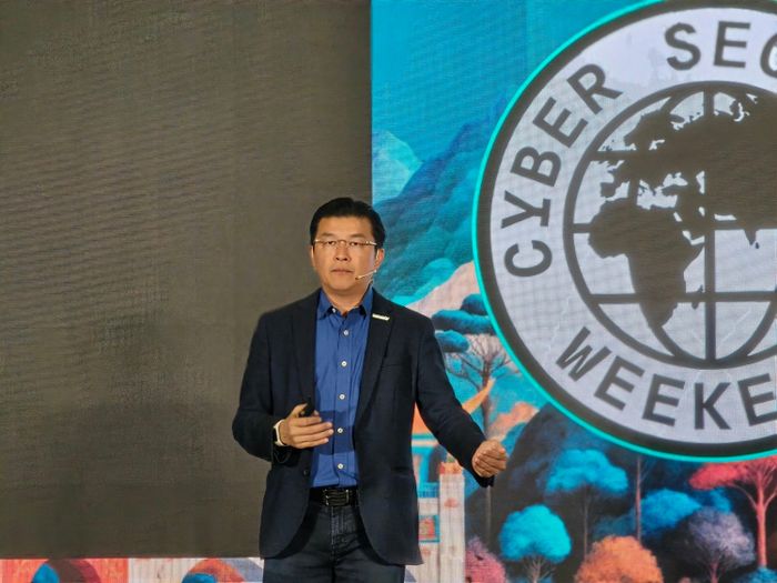 Ông Adrian Hia, Giám đốc Kaspersky APJ cho rằng Dark AI đang giúp tạo ra mã độc nhanh hơn. Ảnh: Minh Khôi.