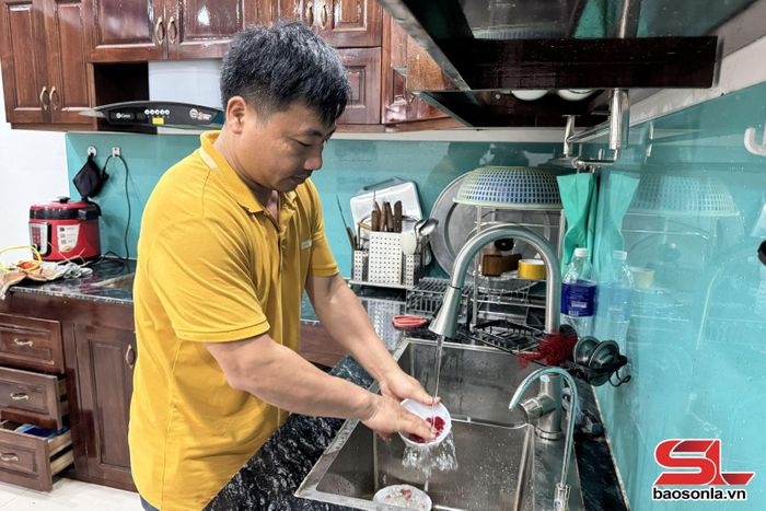 Nhân dân tổ dân phố 3, xã Sông Mã đã được cấp nước sinh hoạt trở lại.