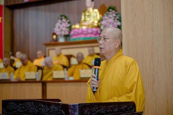  Thượng tọa Thích Huệ Khai phát biểu khai mạc