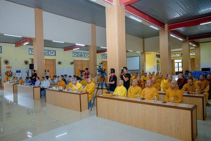 Quang cảnh hội nghị