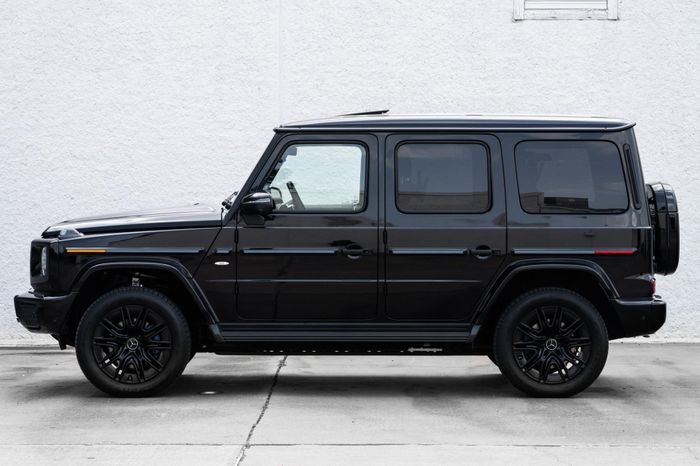  Tính đến tháng 4/2025, Mercedes-Benz G 580 EQ chỉ bán được 1.450 chiếc tại châu Âu, 58 chiếc tại Trung Quốc và thậm chí không bán được một chiếc nào tại Mỹ. 