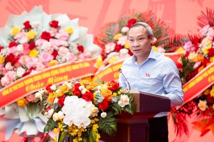 ĐBQH Phan Đức Hiếu, Ủy viên chuyên trách tại Ủy ban Kinh tế và Tài chính của Quốc hội.
