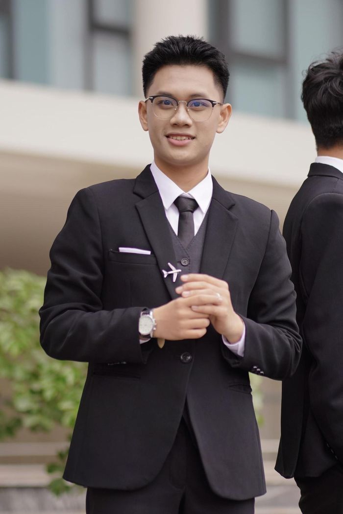  Nguyễn Hải Đăng được bạn bè gọi với biệt danh "Chiến thần săn học bổng". 