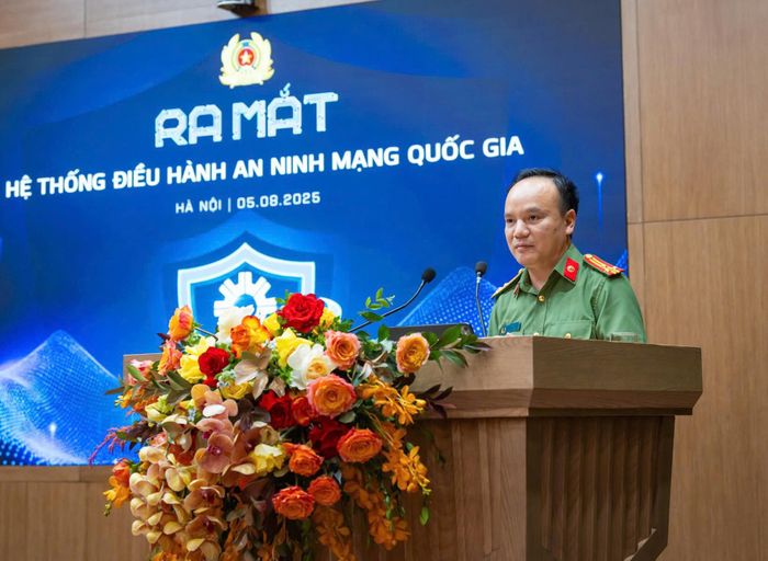 Thượng tá Lê Xuân Thủy, ác phiên bản tiếp theo của nền tảng điều phối, ứng phó xử lý sự cố an ninh mạng sẽ được tích hợp công nghệ AI, tăng cường khả năng hỗ trợ phân tích và ra quyết định dựa trên nguồn dữ liệu an ninh mạng hiện có, kết hợp với các nguồn dự báo an ninh mạng.