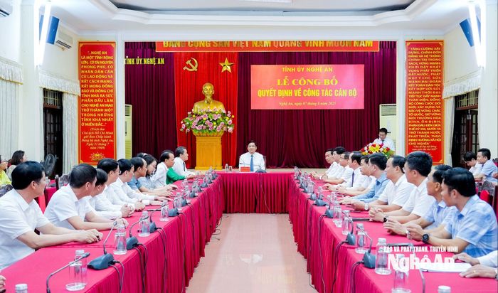 Toàn cảnh buổi lễ. Ảnh: Phạm Bằng