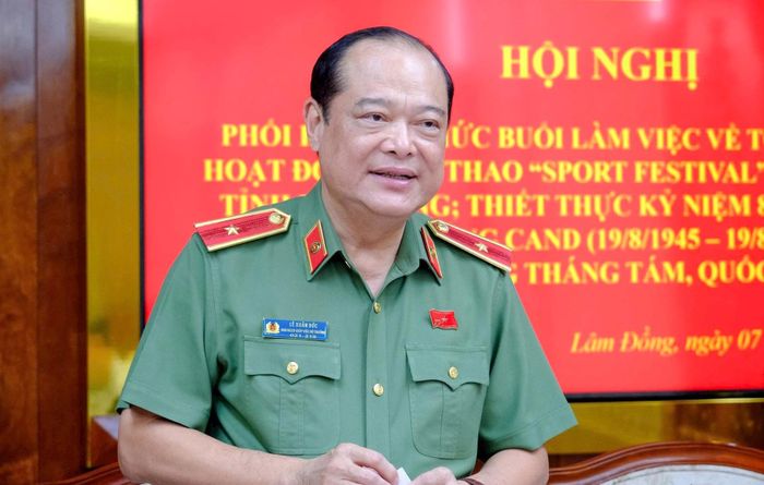 Thiếu tướng Lê Xuân Đức, Chánh Văn phòng Hiệp hội Thể thao Công an Nhân dân Việt Nam phát biểu kết luận buổi làm việc