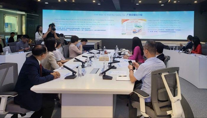 Đoàn Báo chí Việt Nam làm việc với nhật báo Quảng Tây (Trung Quốc) về ứng dụng AI vào hoạt động tác nghiệp báo chí