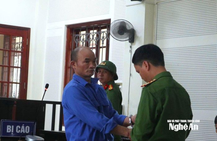 Bị cáo Vũ Văn Pháp tại tòa. Ảnh: Trần Vũ