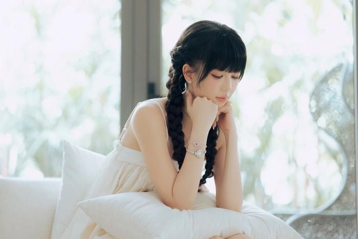 Ngọc Trinh luôn nỗ lực giữ vẻ đẹp trẻ trung, tươi tắn trong những năm qua. Ảnh: FBNV