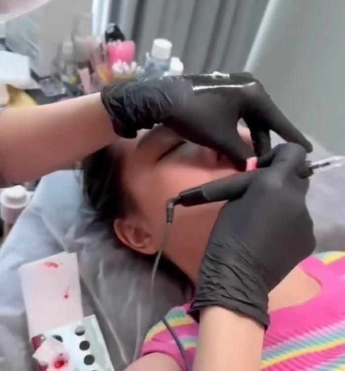 Ngọc Trinh đã dành thời gian đi làm đẹp. Ảnh chụp màn hình
