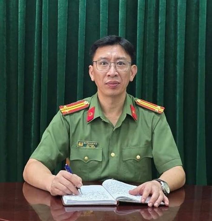 Trung tá Nguyễn Hoàng Minh, Ủy viên Ban Chấp hành Chi bộ, Đội trưởng Phòng An ninh điều tra