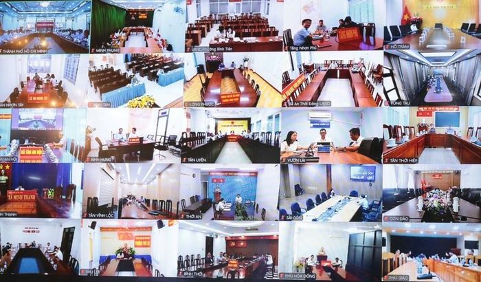 Đại biểu tham gia phiên họp theo hình thức trực tuyến tại các điểm cầu. (Ảnh: Cổng TTĐT TPHCM).