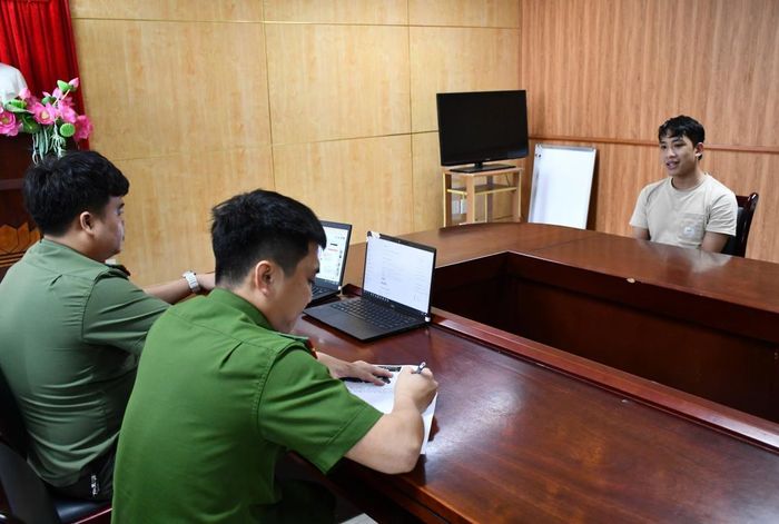 Cơ quan Công an làm việc với đối tượng liên quan trong vụ án