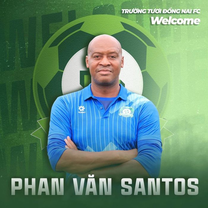 Santos trở thành thầy trực tiếp của Bùi Tấn Trường.