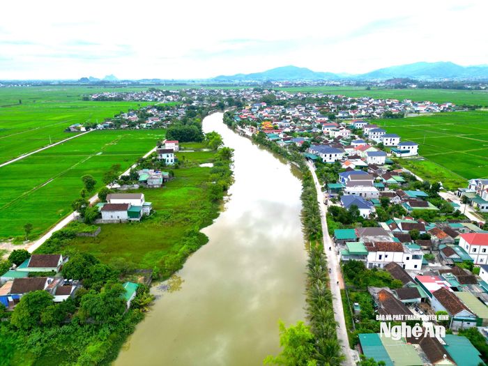 Một góc làng quê xã Vân Tụ. Ảnh: Văn Trường