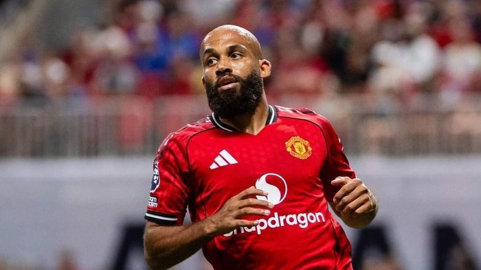  Bryan Mbeumo được mang về Old Trafford với kỳ vọng nâng cấp chất lượng hàng công. 