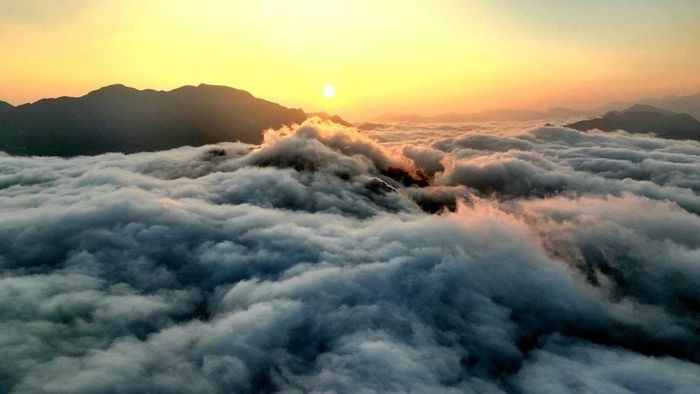 Lai Châu là một trong những địa phương sở hữu nhiều điểm săn mây lý tưởng được các tín đồ du lịch đánh giá "5 sao". Ảnh: TL