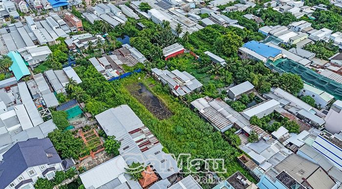 "Đốm da beo” giữa đường đường Nguyễn Tất Thành và Nguyễn Trung Trực. Khu vực này trước đây đã được công bố quy hoạch tỷ lệ 1/500.