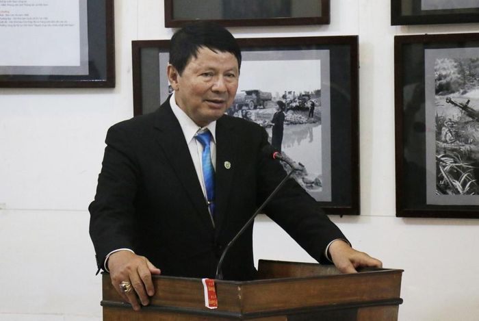 Ông Đoàn Hoài Trung, Chủ tịch Hội Nhiếp ảnh TP. Hồ Chí Minh, phát biểu tại Triển lãm. Ảnh: Thu Hương - TTXVN
